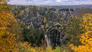 Вид з Бастая на скелі, Парк Саксонська Швейцарія, Німеччина
