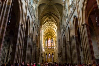 Interior de la Catedral de San Vito, Praga, República Checa